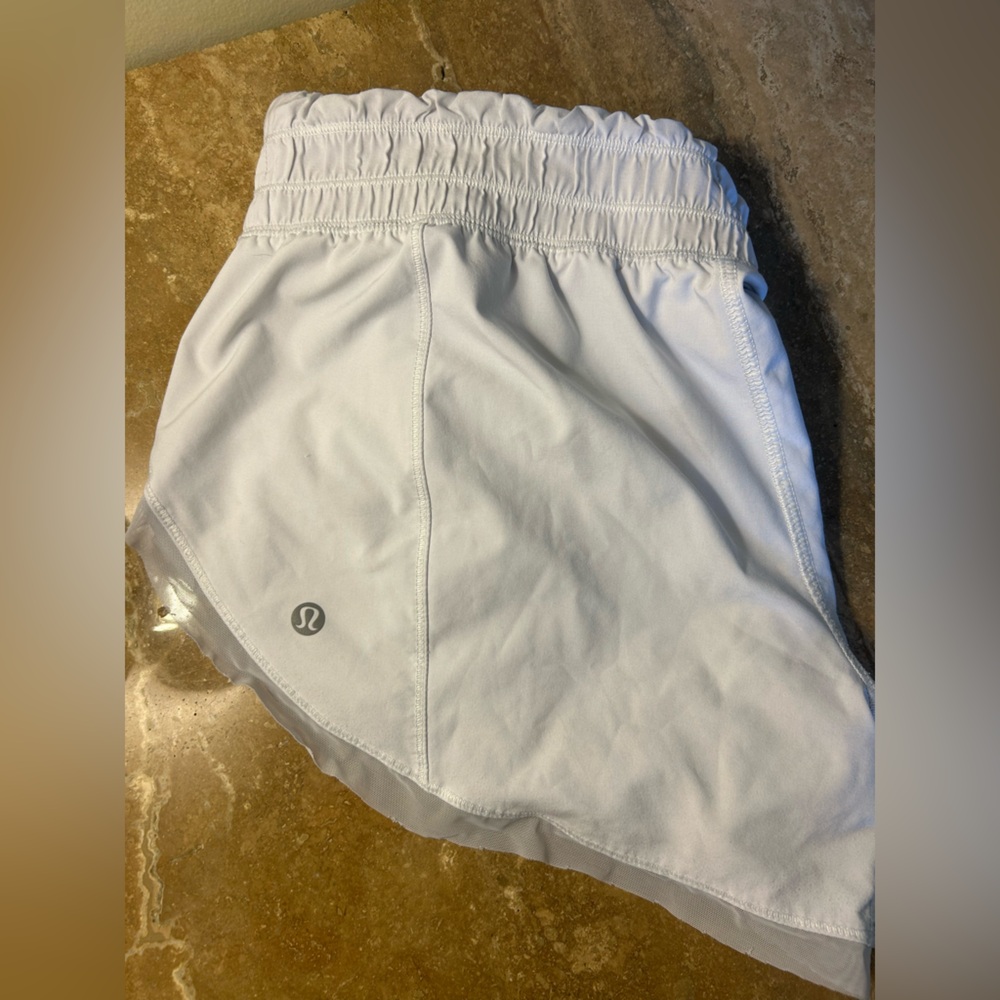 White lululemon shorts